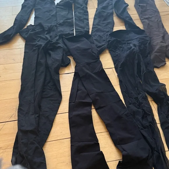 Set of 6 Black and 1 Brown Tights Collection